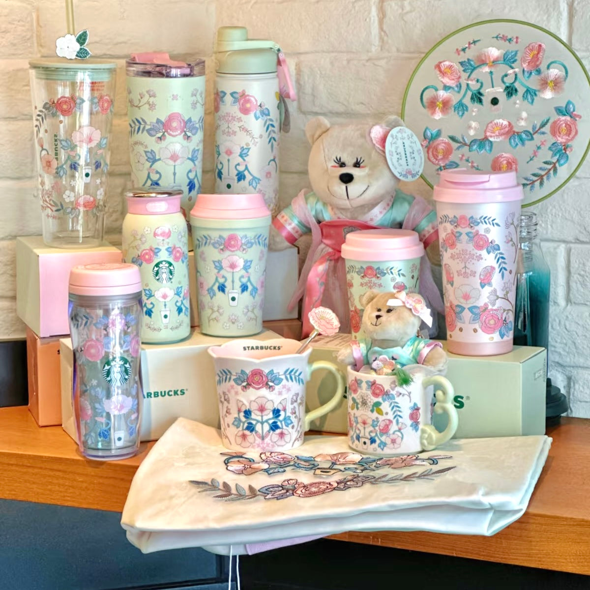 Starbucks China 2025 Spring Flower Series 12oz Ceramic Mug with Stirring Stick (ships mid April)