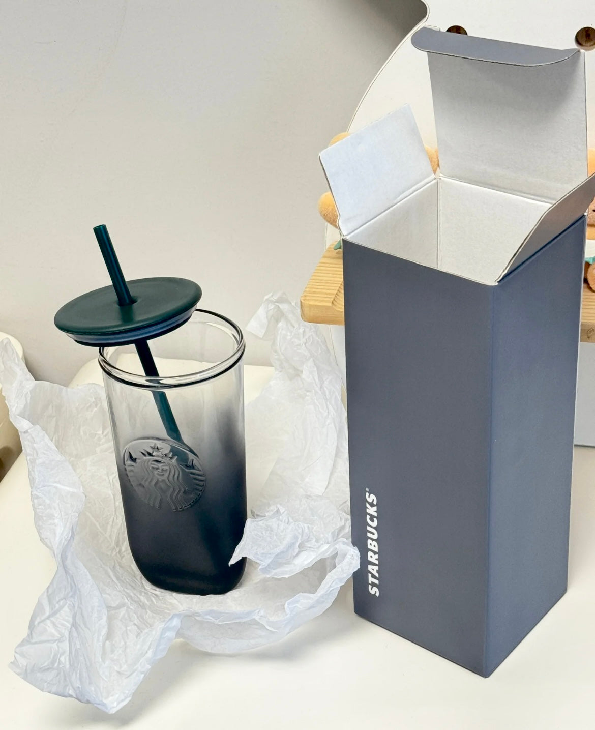 Starbucks China Exclusive 16oz Black Gradient Frosted Triangle Glass Cold Cup (READY TO SHIP)