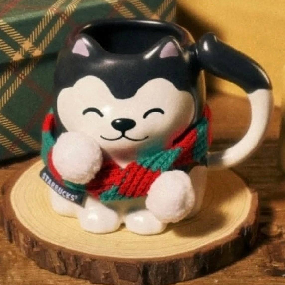 Starbucks China Holiday 15.5oz Husky Ceramic Mug (READY TO SHIP)