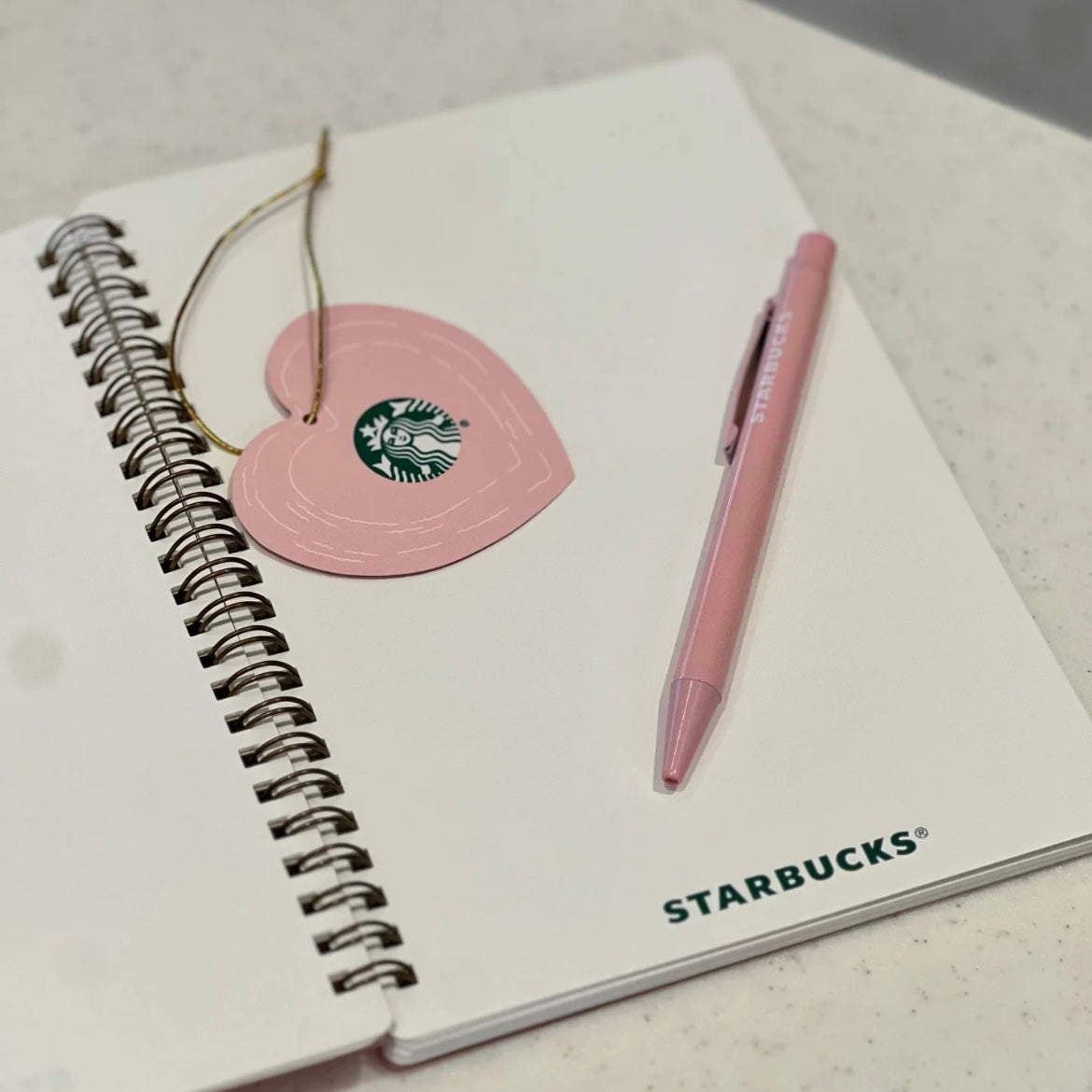 Starbucks China Valentine's Day Otter Pink Notebook with Pen Set (READY TO SHIP)