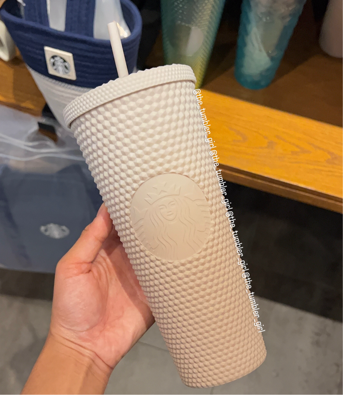 Starbucks Taiwan 2024 Nude (Brown) Gradient 24oz tumbler