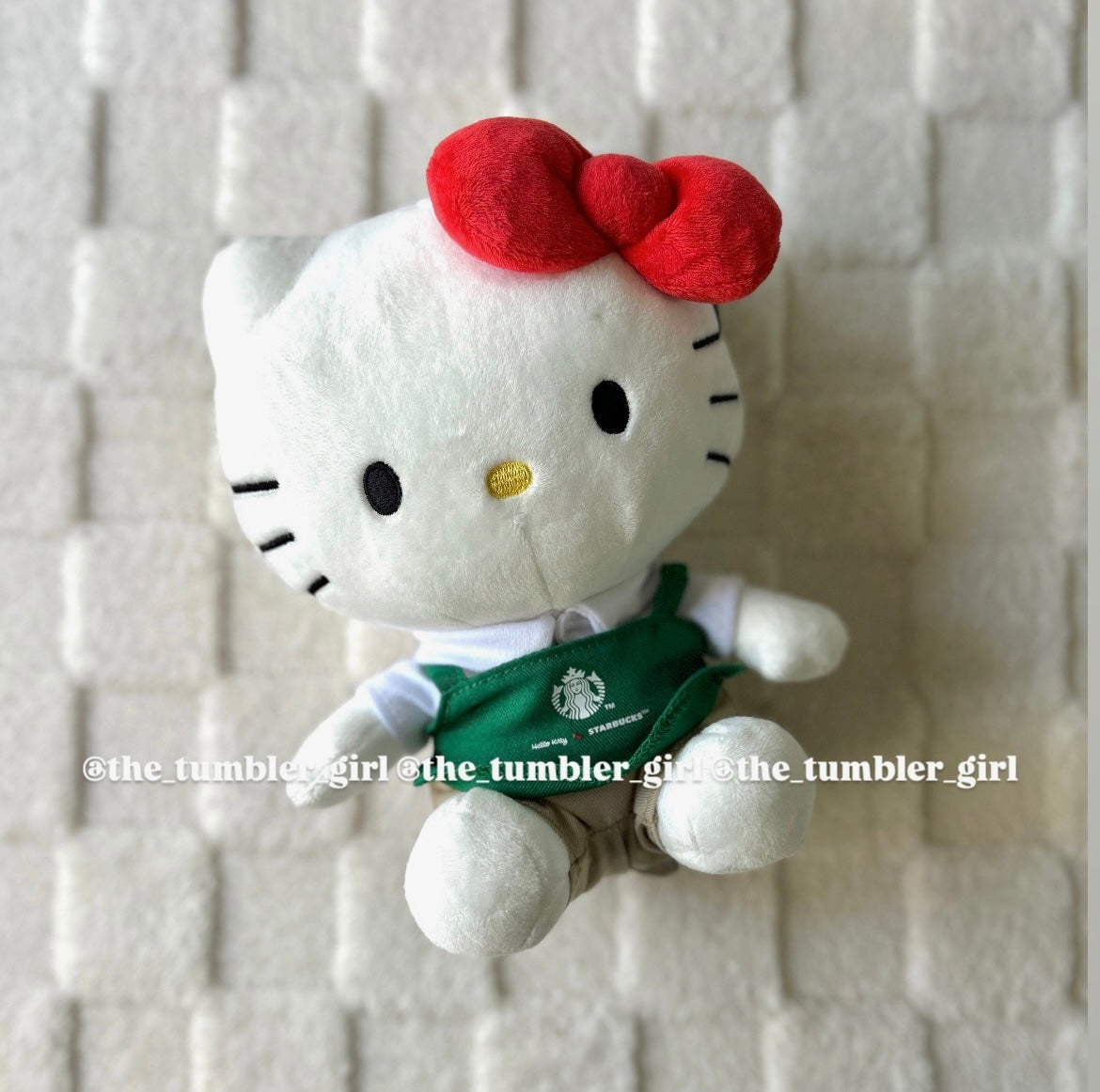 Starbucks x Hello Kitty 2025 Holiday Plushie (READY TO SHIP)