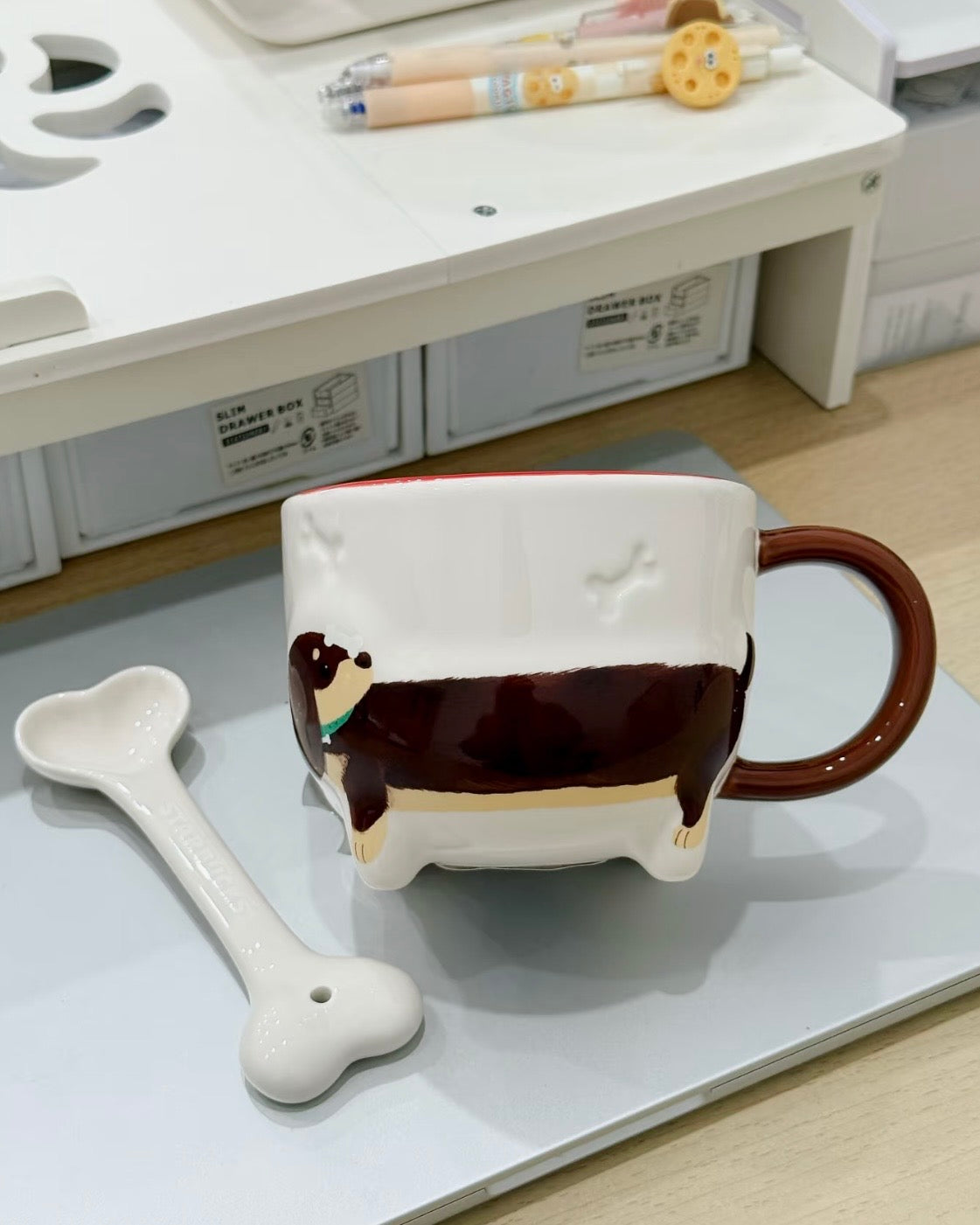 Starbucks China 2026 Paws Series 13oz Dachshund Shaped Ceramic Mug With Stirrer