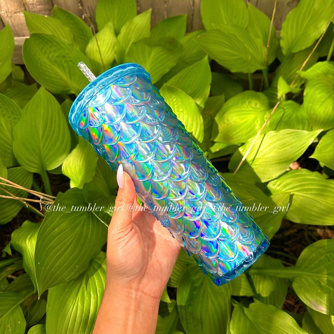 Starbucks Taiwan exclusive blue iridescent scales tumbler