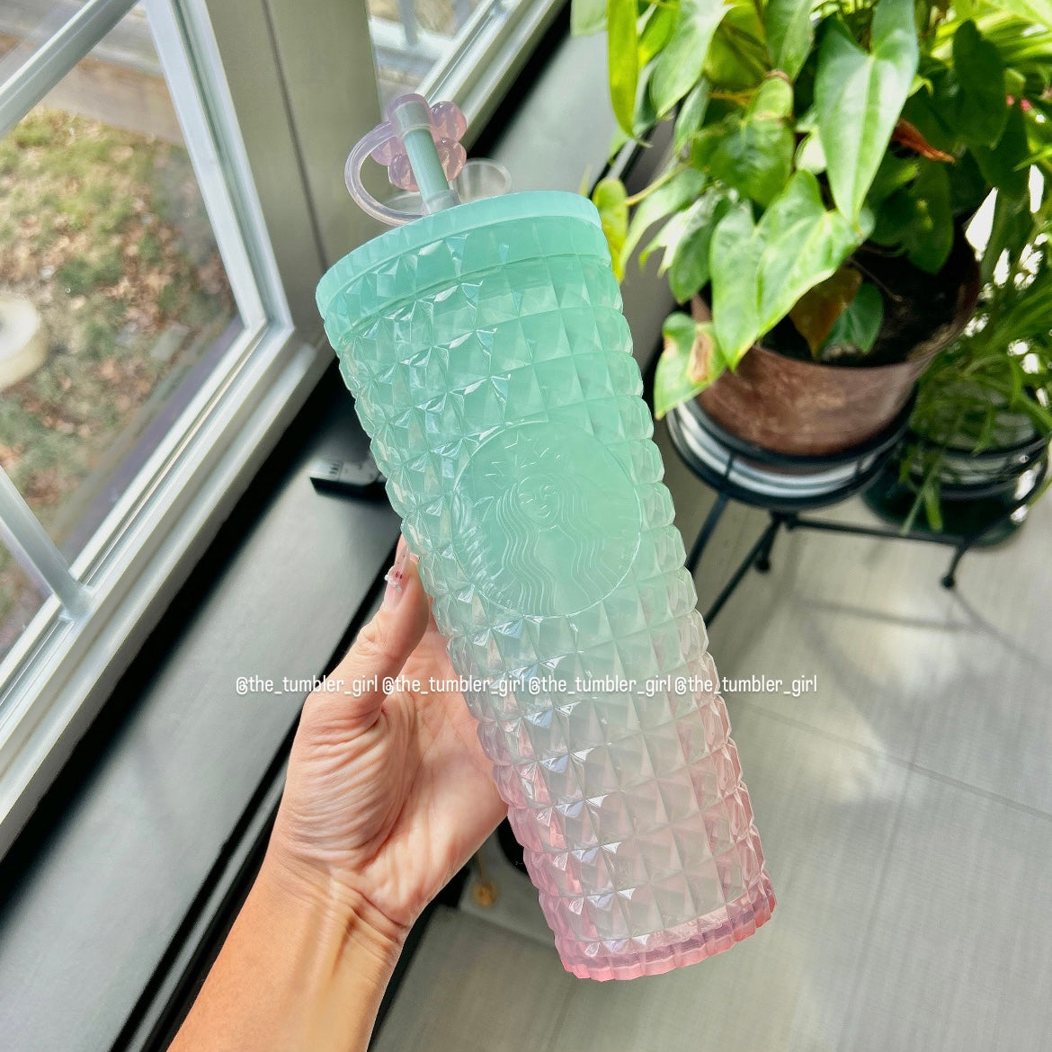 Starbucks Taiwan Sakura Ombré Cold Cup Tumbler (READY TO SHIP)