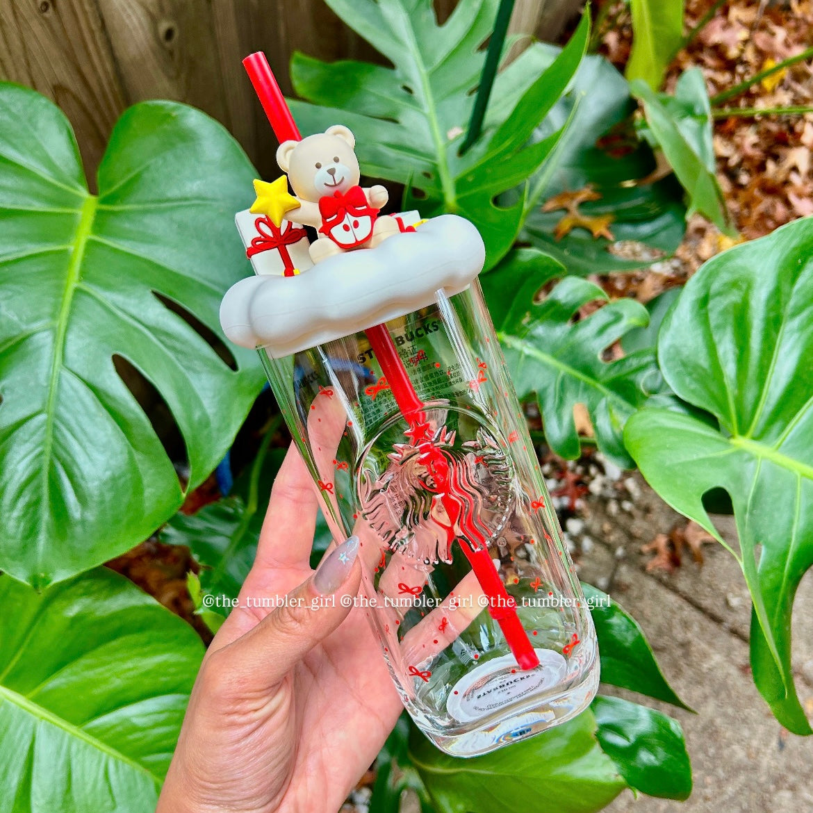 Starbucks China 2025 Holiday 18oz Triangle Glass Cold Cup  (READY TO SHIP)