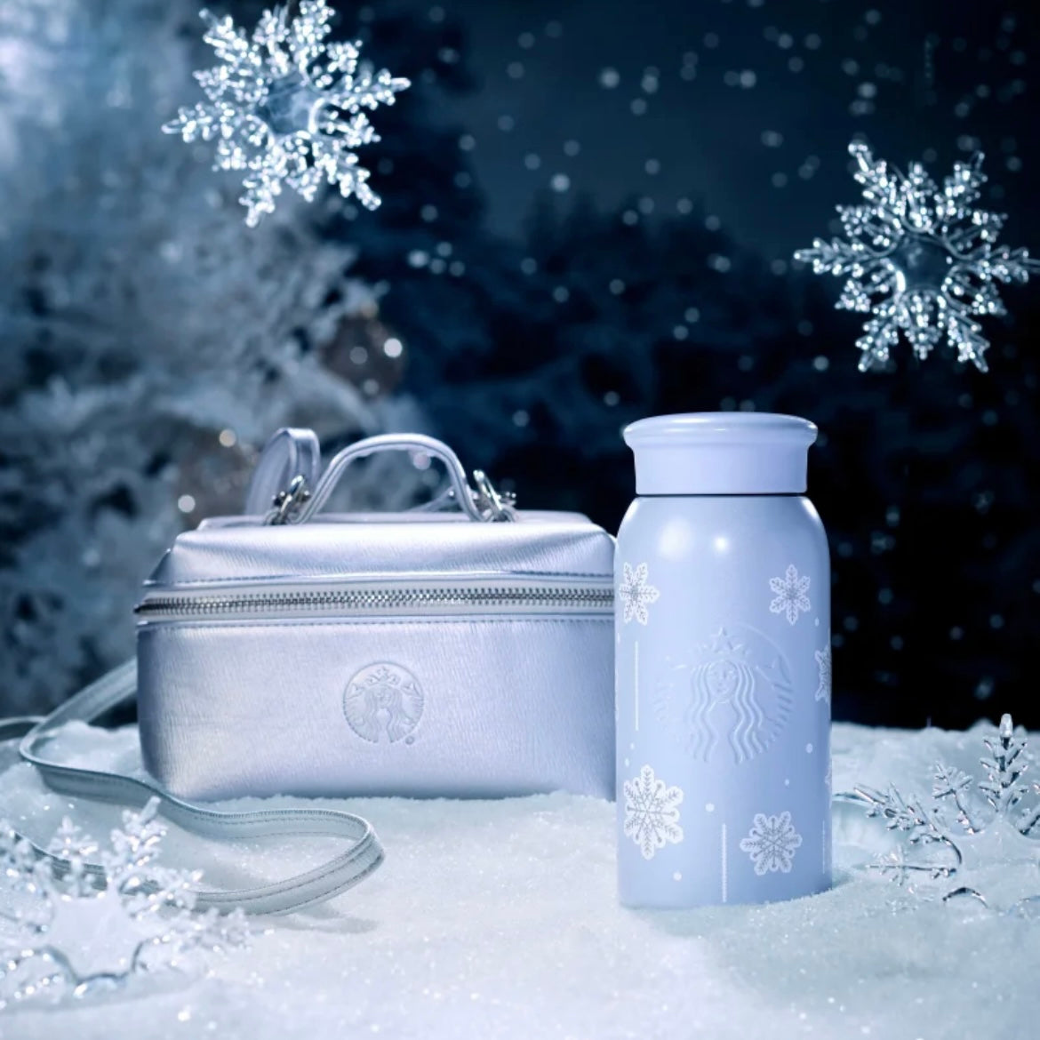 Starbucks China 2025 Snowy Wonderland Series 12.49oz Stainless Steel Thermos with bag (Ships Mid-Dec.)