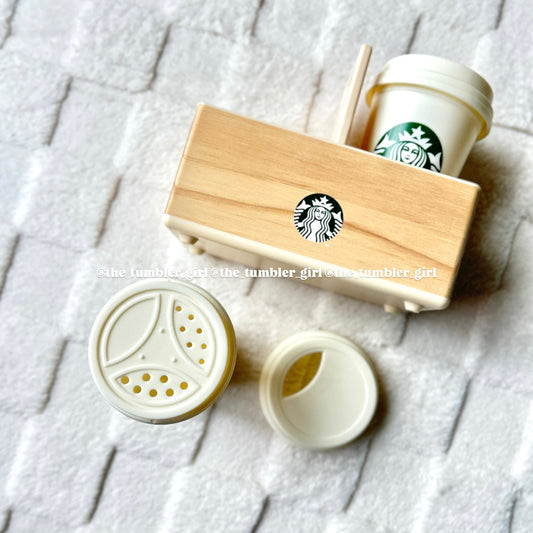 Super Rare Find! Starbucks Korea Salt and Pepper Shaker Set