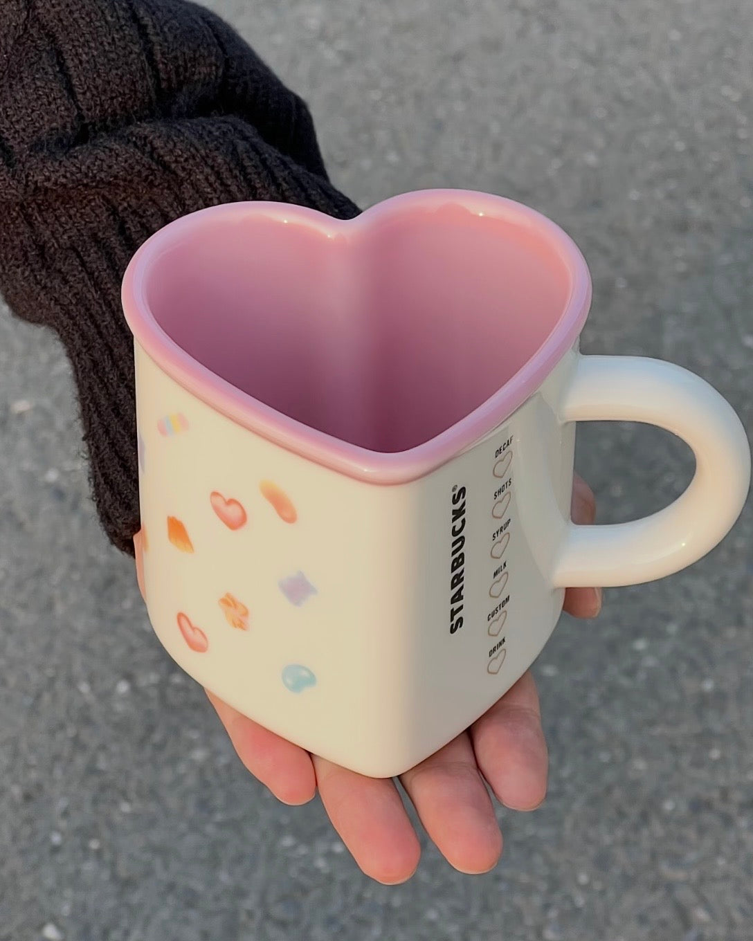 Starbucks China Valentine’s Heart Shape 12oz Mug & Plate Set (READY TO SHIP)