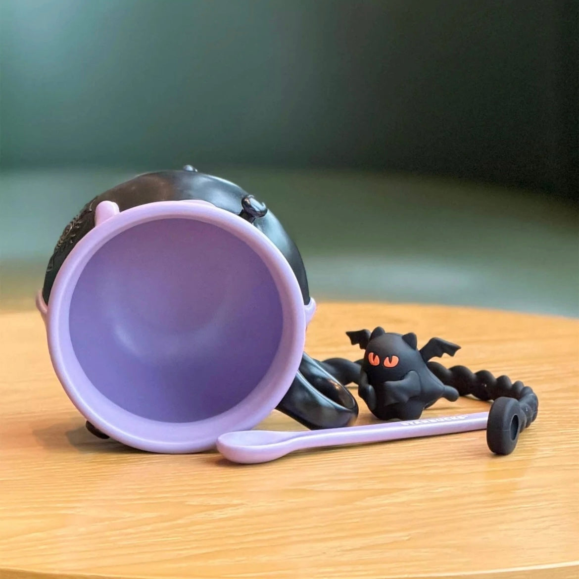 Starbucks China Exclusive 12oz Halloween Color-Changing Mug with Stirrer  (READY TO SHIP)