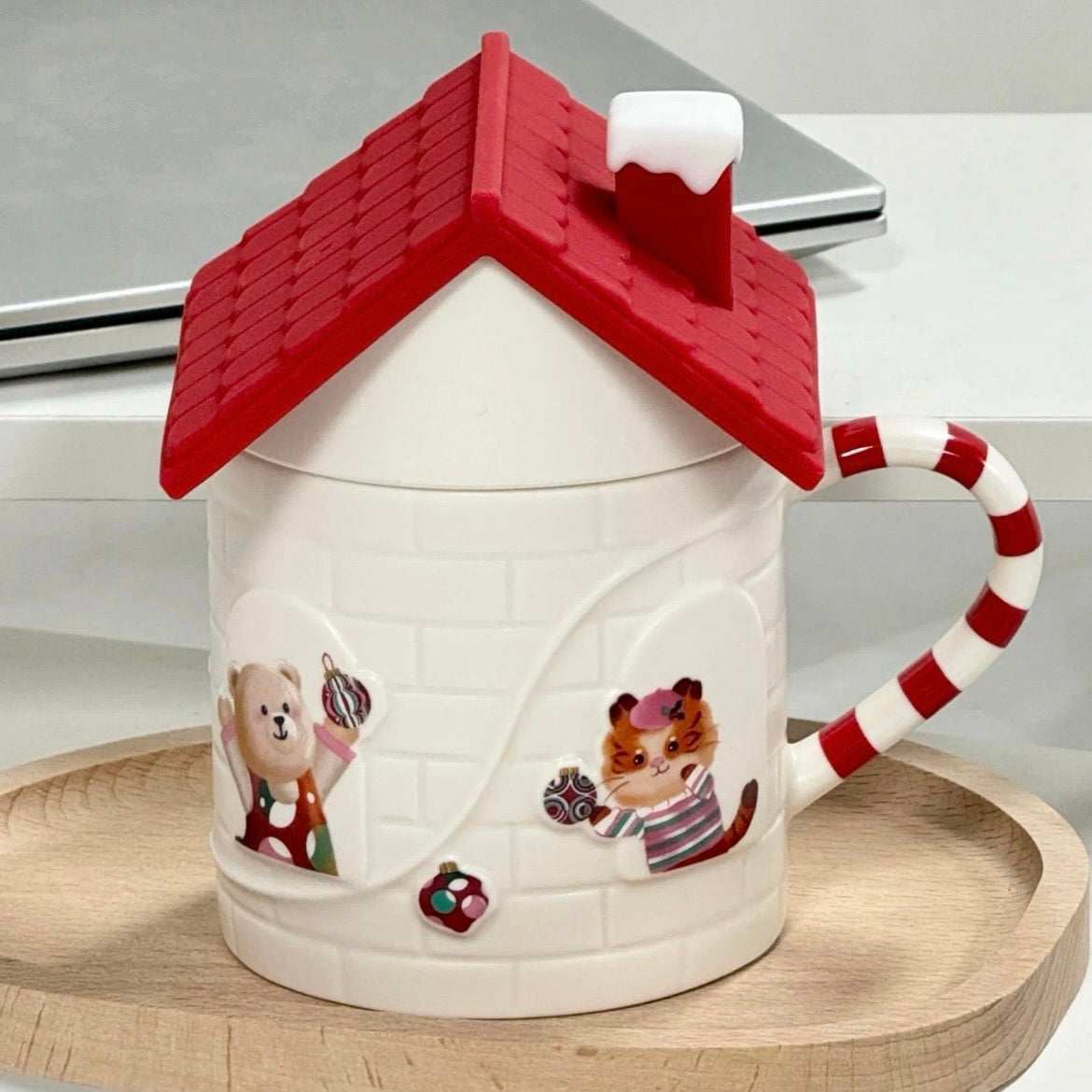 Starbucks China Exclusive Christmas Winter House Ceramic Mug 14oz (READY TO SHIP)