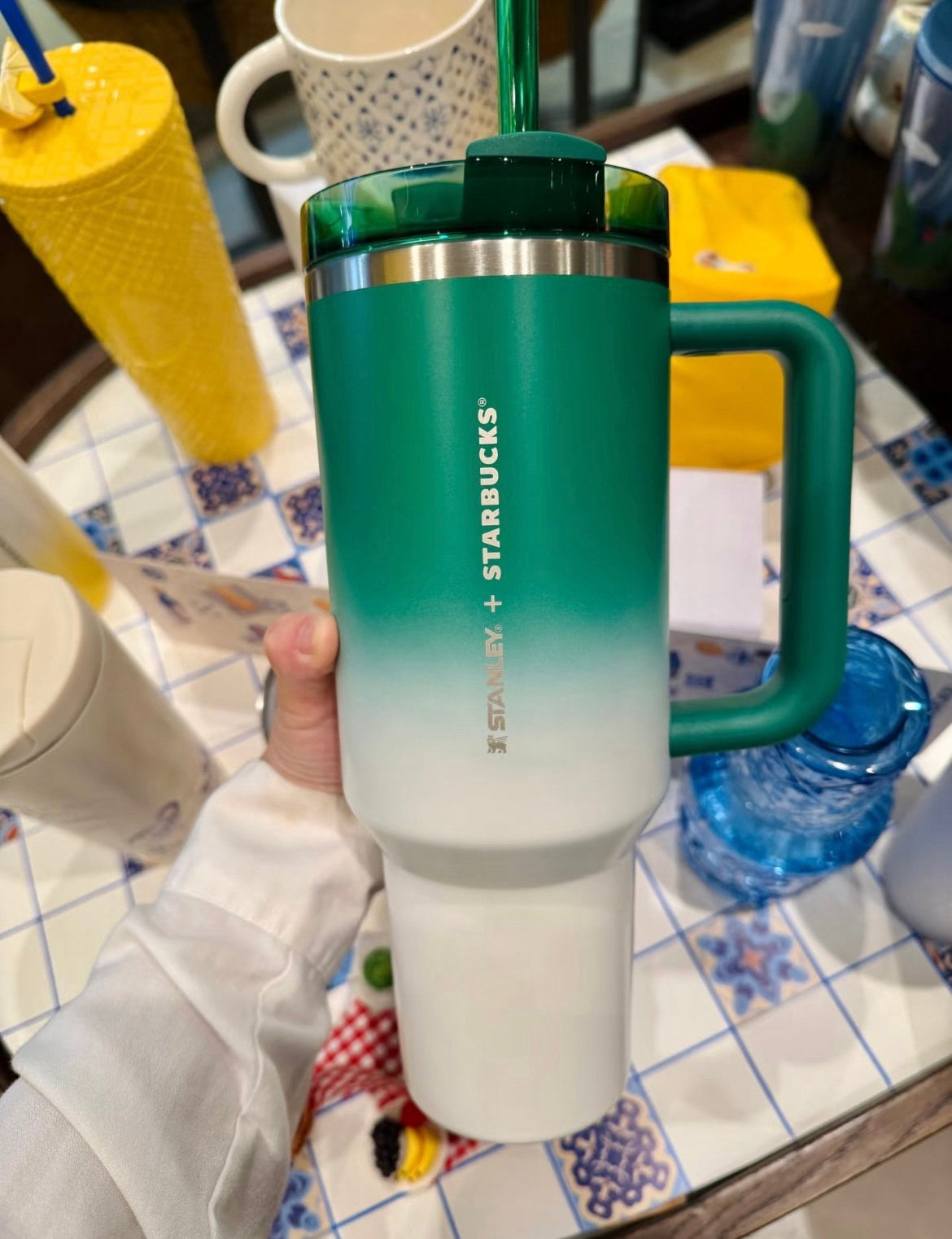 Starbucks Taiwan x Stanley 40oz Green Gradient Stainless Steel Tumbler (READY TO SHIP)