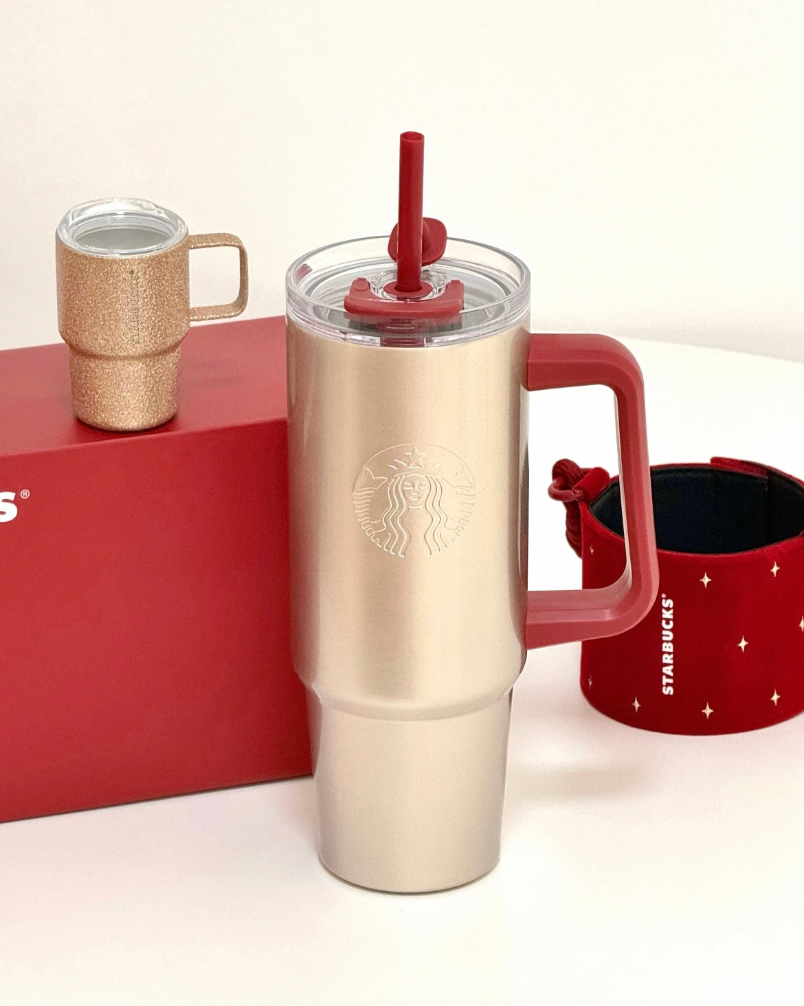 Starbucks China Christmas 30oz Stainless Steel Cup with Cup Sleeve Mini Cup Pendant (PRE-ORDER)