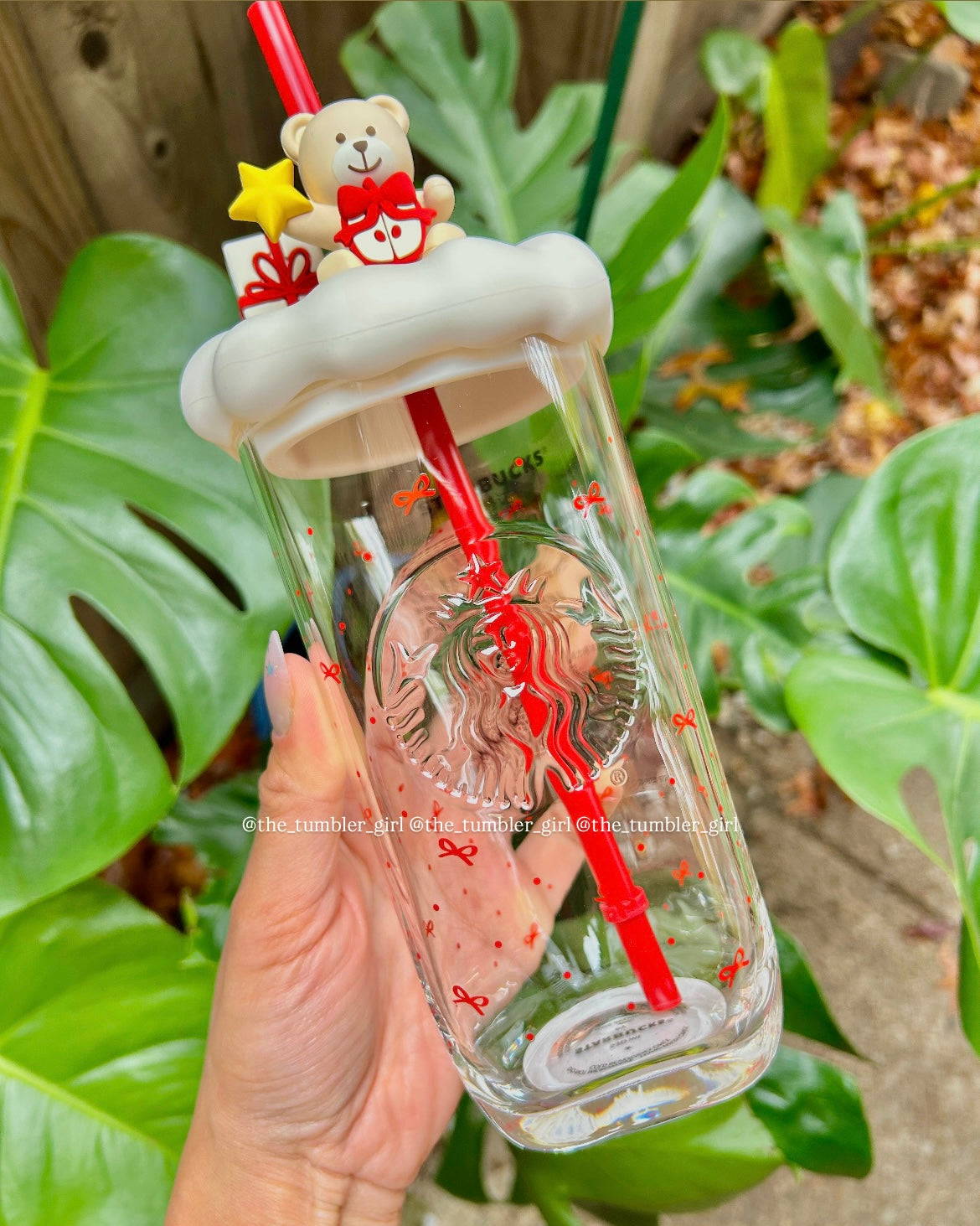 Starbucks China 2025 Holiday 18oz Triangle Glass Cold Cup  (READY TO SHIP)