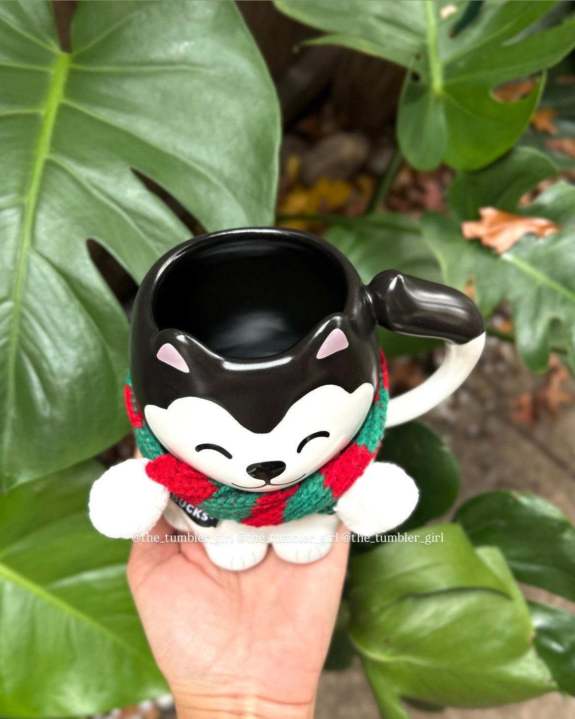 Starbucks China 2025 Holiday 15.5oz Husky Ceramic Mug (READY TO SHIP)