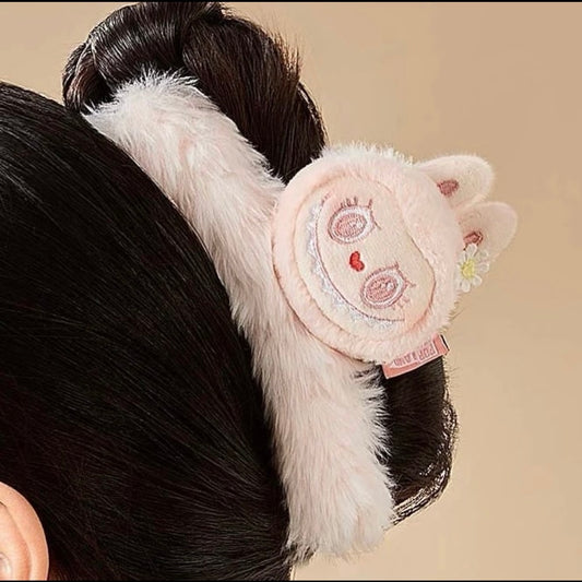 Pop Mart POP LAND Exclusive The Monsters Classic Series – Mokoko Pink Plush Hair Clip