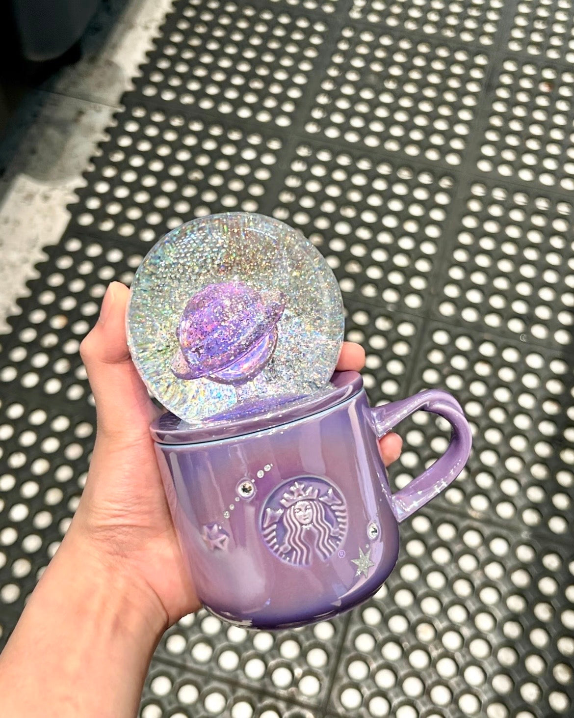 Starbucks China Violet Night Galaxy 9oz Planet-Shaped Crystal Ball Mug