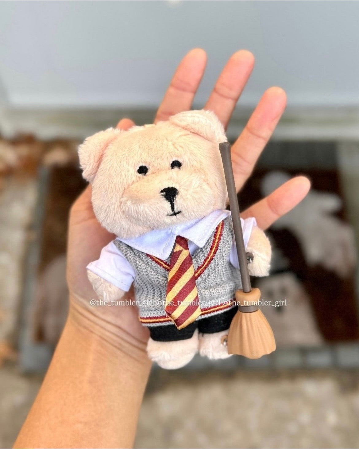 2025 China Exclusive HP Gryffindor Bearista Plushie Keychain (READY TO SHIP)