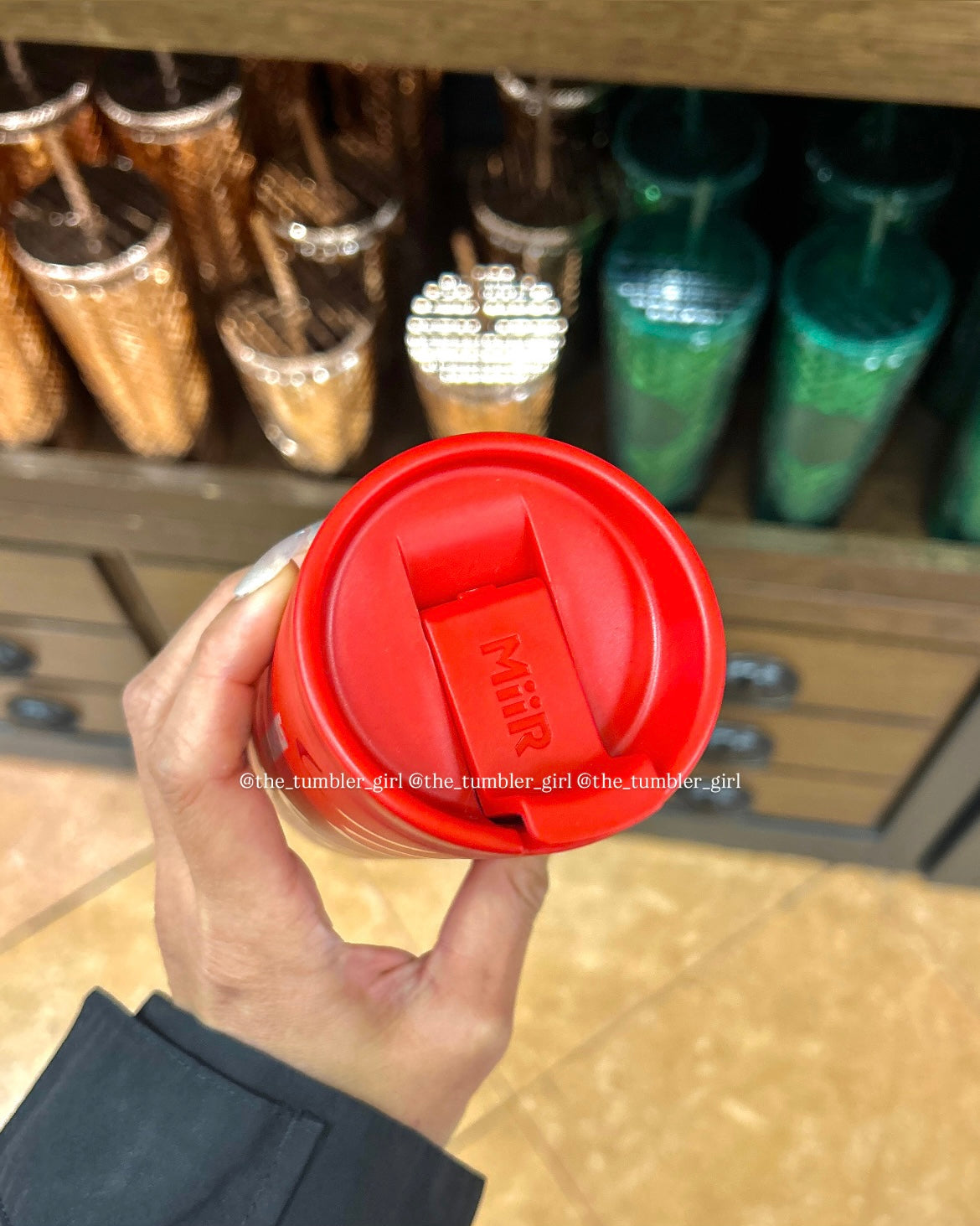 Starbucks x MiiR Holiday 2025 Red Bow Ribbons Stainless Steel Bottle 12oz (READY TO SHIP)