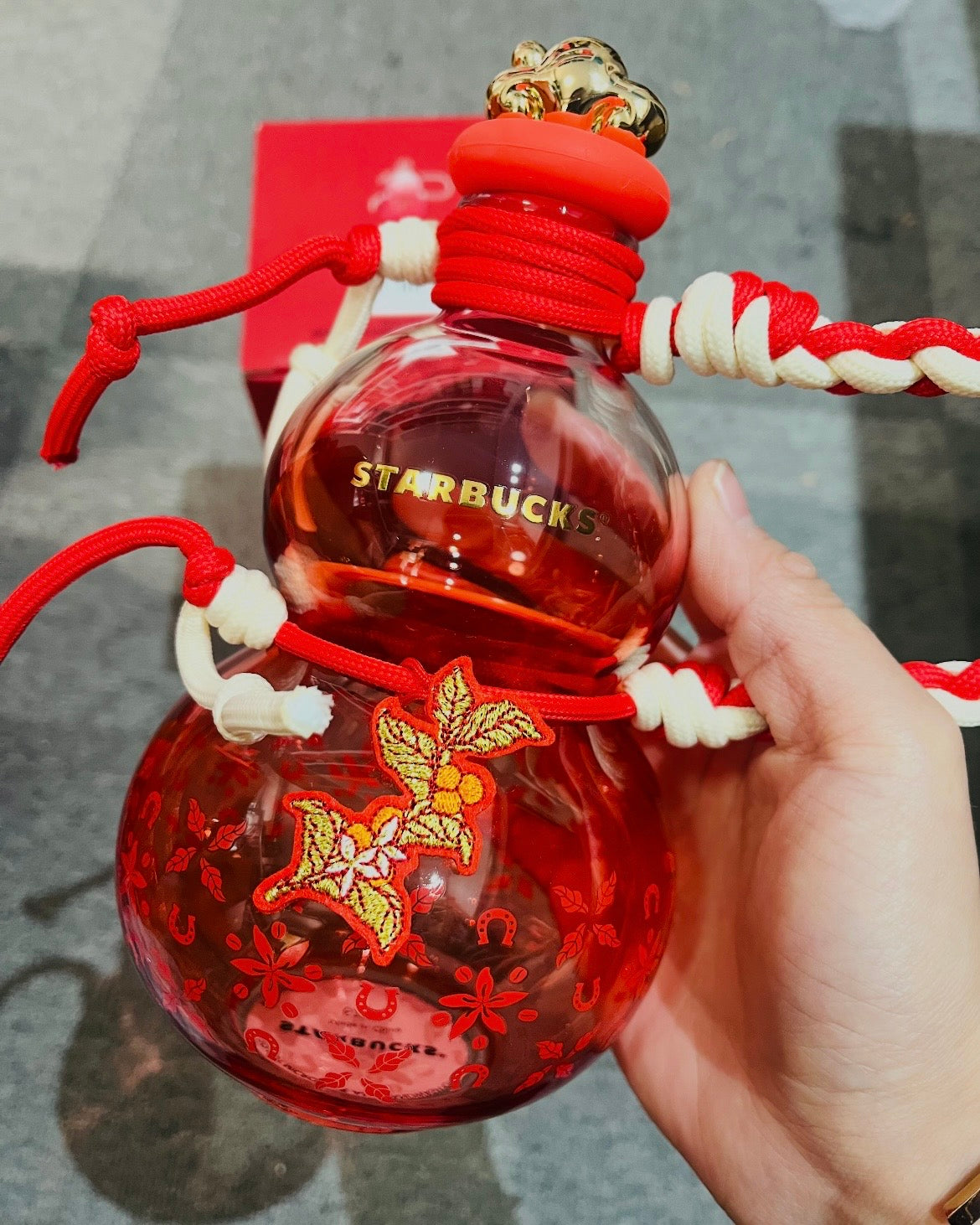 Starbucks 2026 China Year of the Horse Red Gourd-Shaped Glass Cold Cup 21oz (READY TO SHIP)
