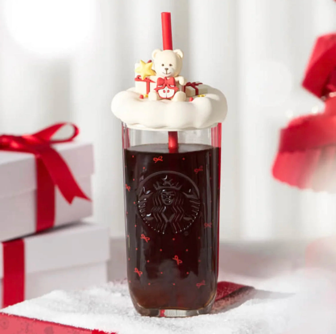 Starbucks China 2025 Holiday 18oz Triangle Glass Cold Cup  (READY TO SHIP)