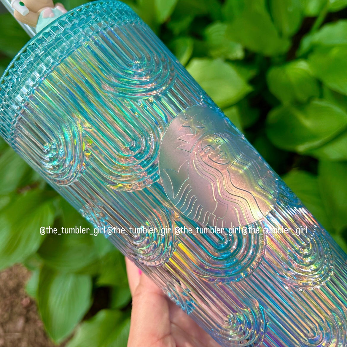 Starbucks Taiwan exclusive blue mermaid scales