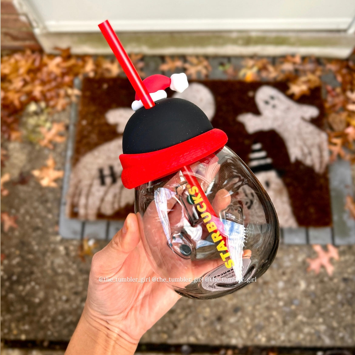 2022 China Exclusive 22oz Holiday Series Penguin Glass Cold Cup (READY TO SHIP)