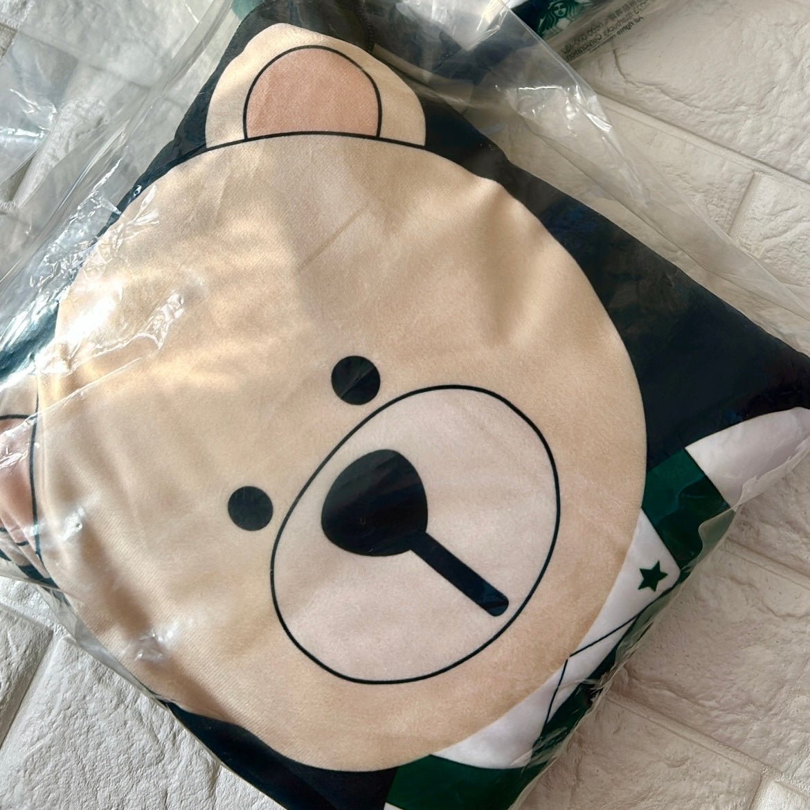 Starbucks Taiwan Exclusive Bearista White Blanket (Pillow)