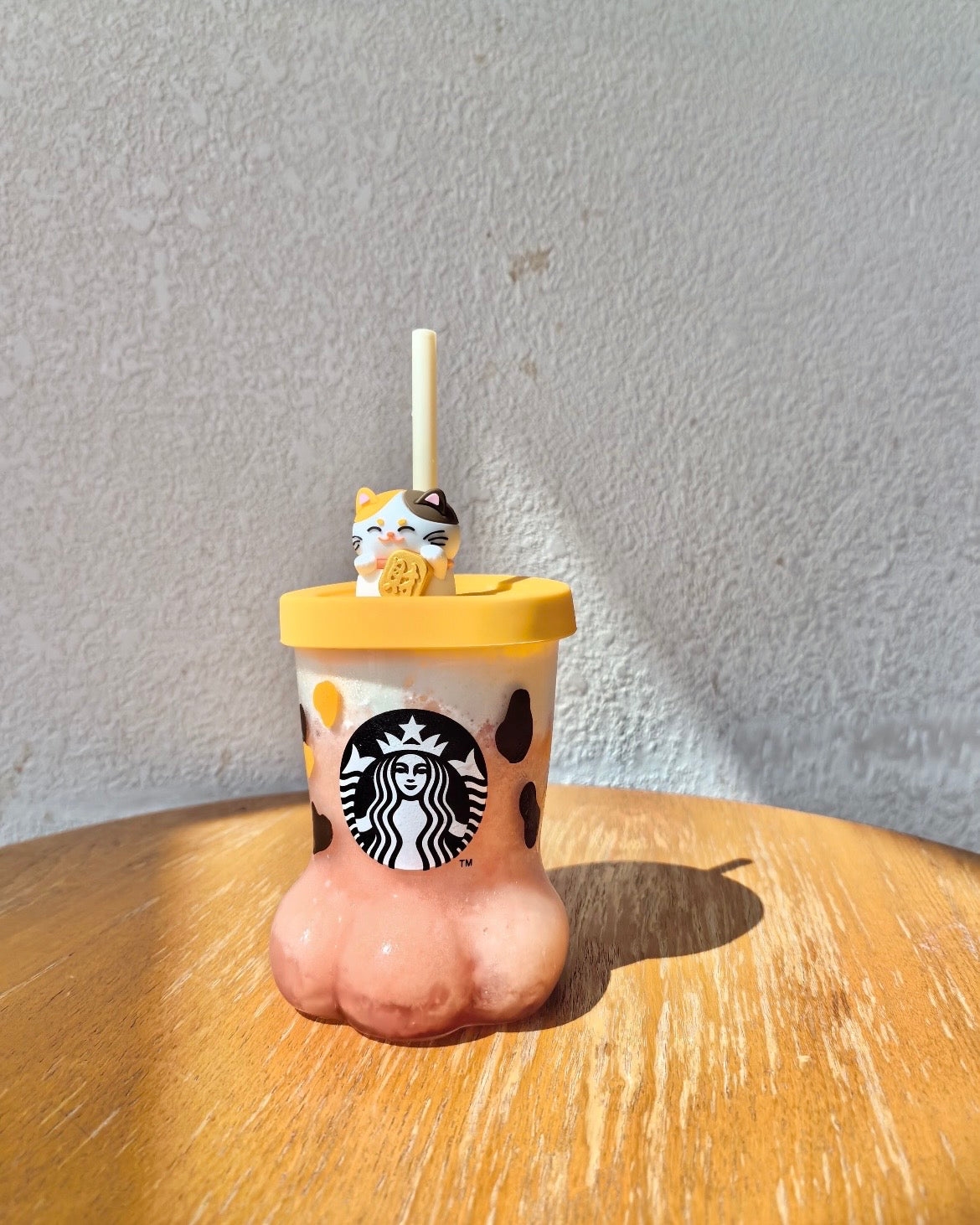 Starbucks Hong Kong Lucky Cat Paw Glass Cold Cup 12.2oz (READY TO SHIP)