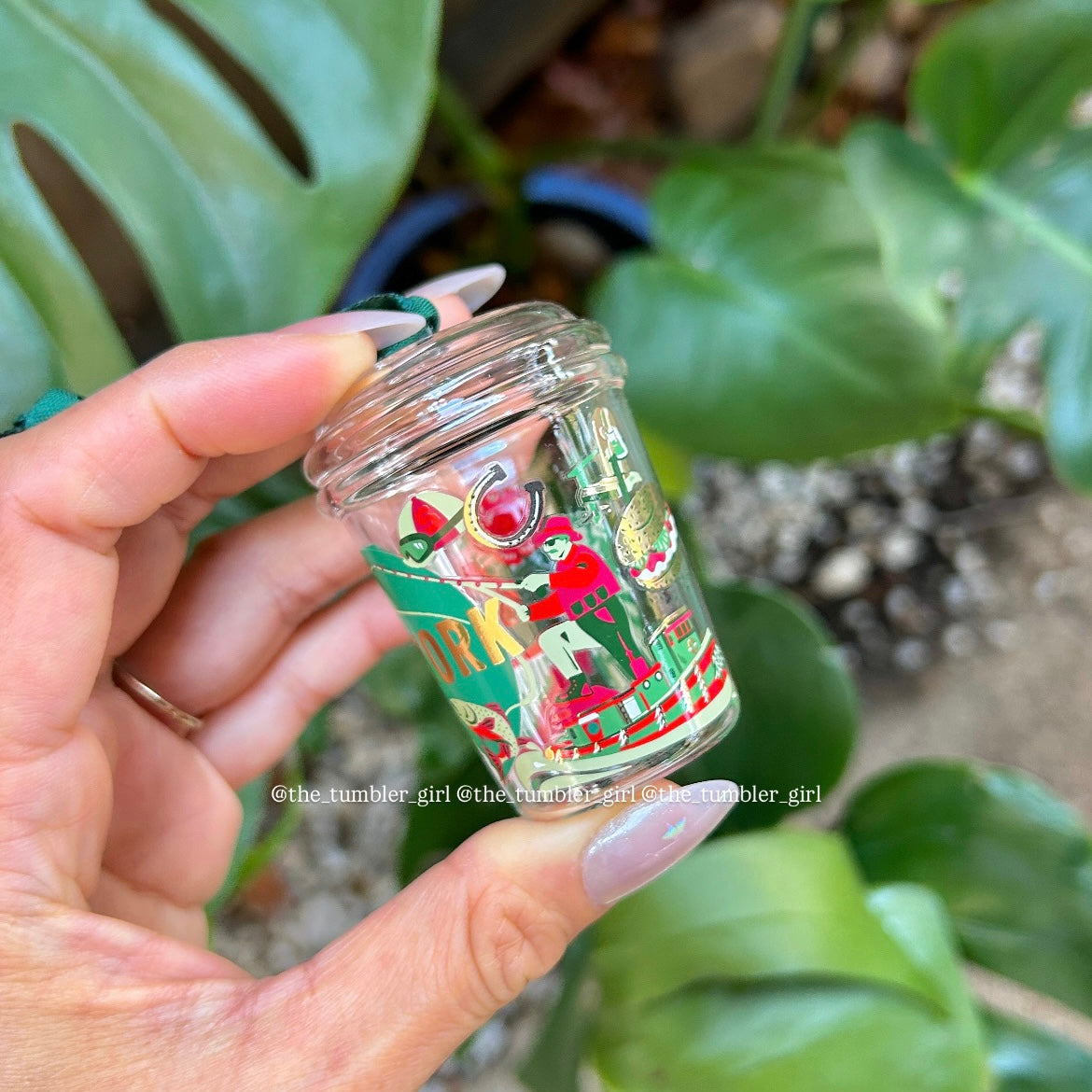 Starbucks New York 2025 Holiday Glass Ornament Discovery Series (READY TO SHIP)