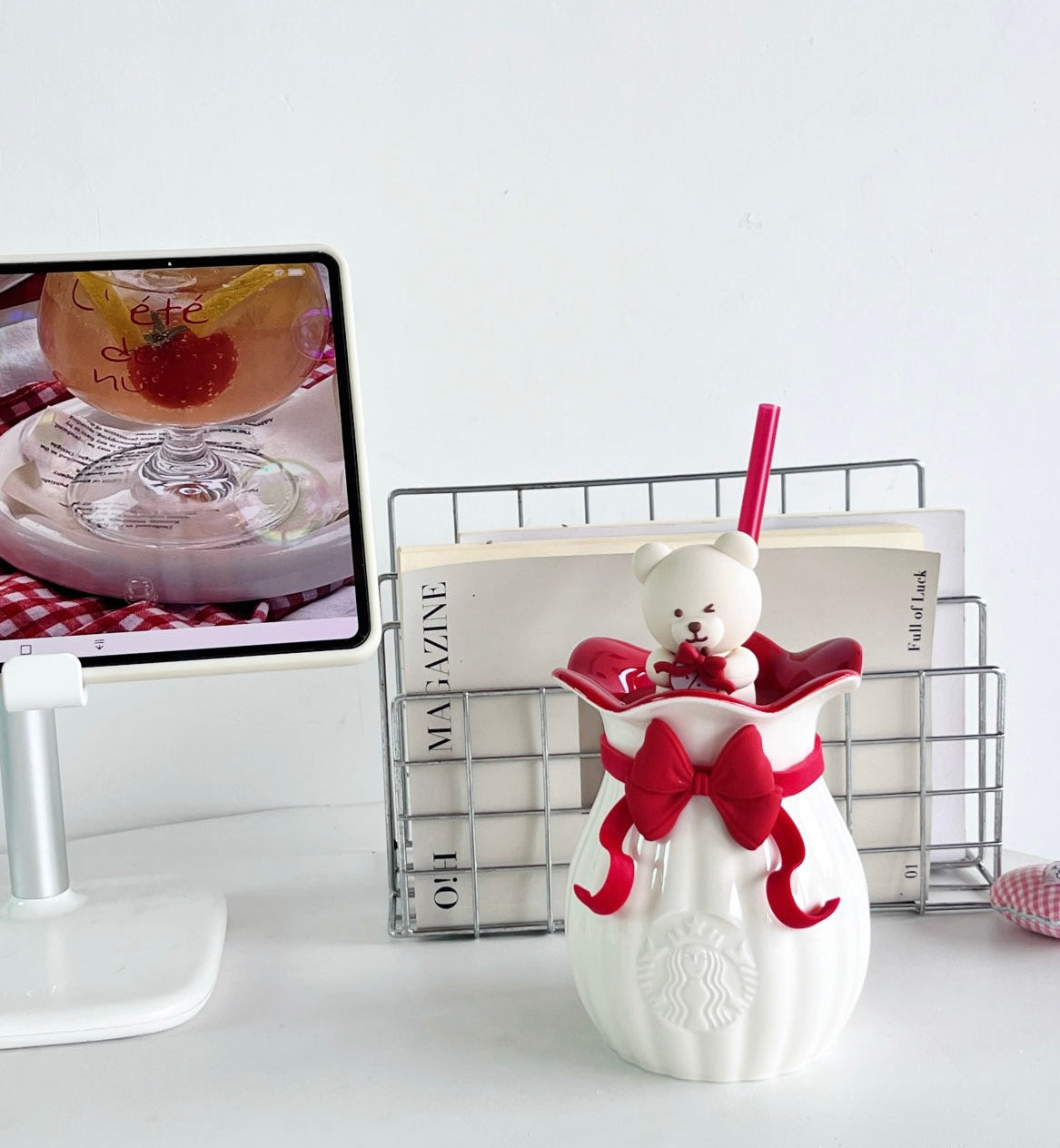 Starbucks China 2025 Holiday 14oz Bear Ceramic Cup with Red Bow (READY TO SHIP)