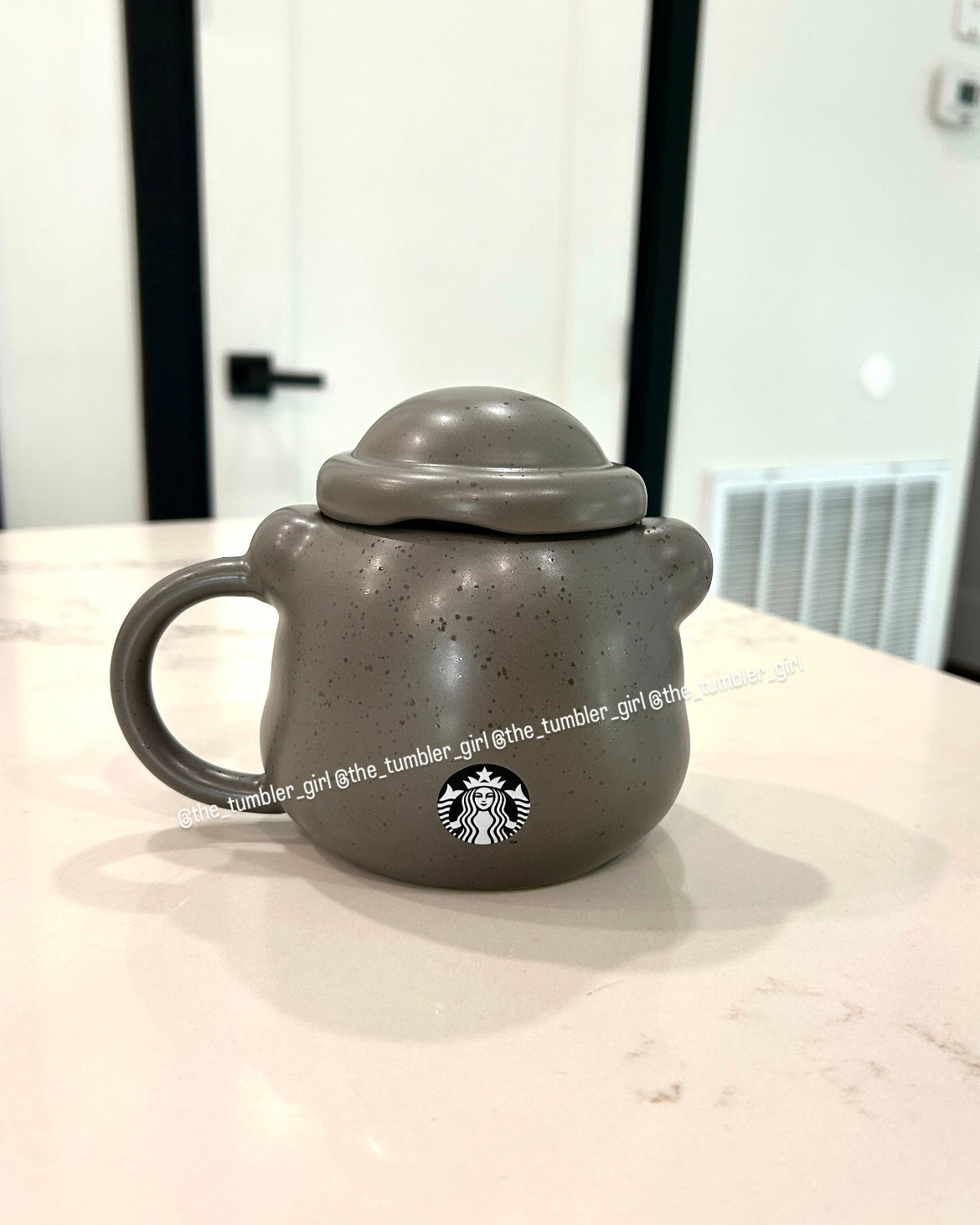 Korea Jeju Island Exclusive Bearista Ceramic Mug With Lid (READY TO SHIP)