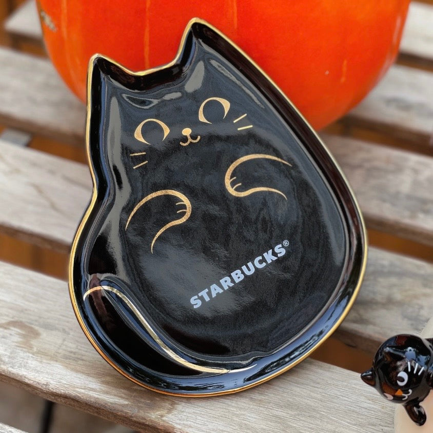 Starbucks Taiwan Black Cat & Pumpkin Snack Plate Set (ships late March)