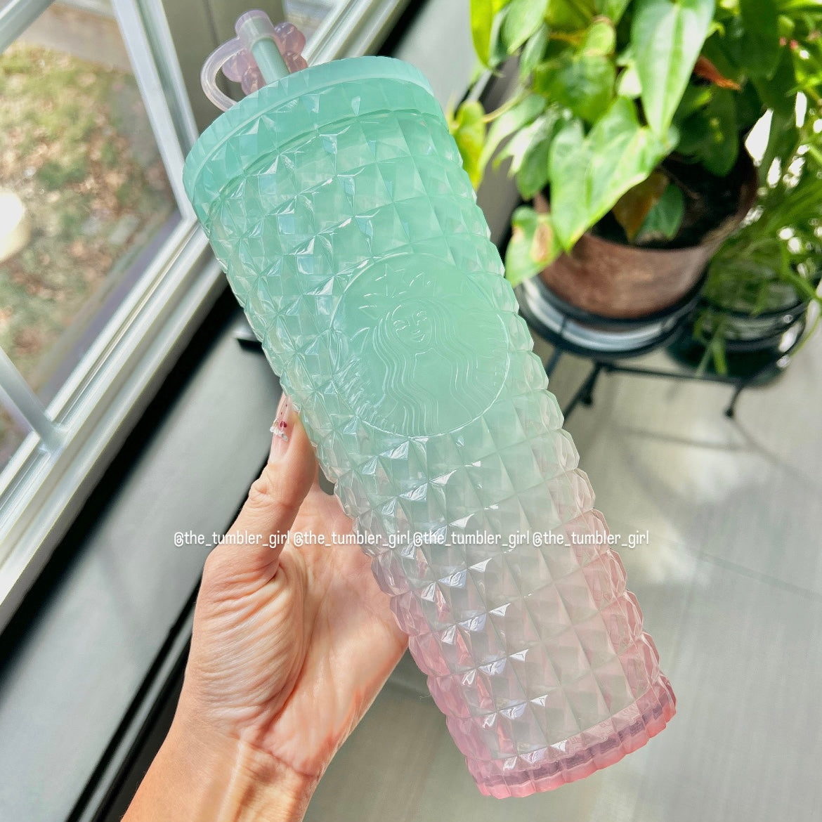 Starbucks Taiwan Sakura Ombré Cold Cup Tumbler (READY TO SHIP)