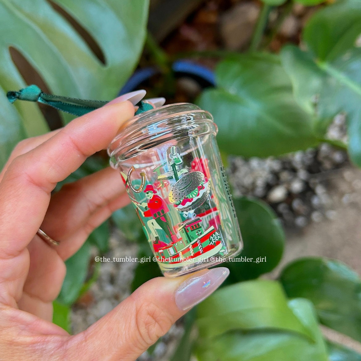 Starbucks New York 2025 Holiday Glass Ornament Discovery Series (READY TO SHIP)