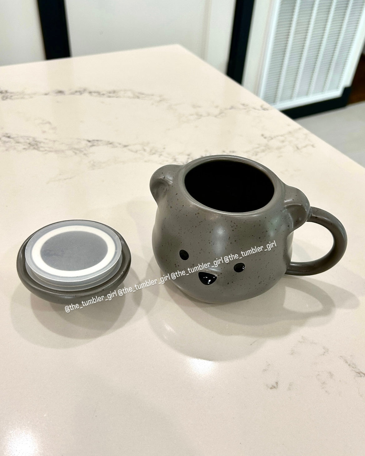 Korea Jeju Island Exclusive Bearista Ceramic Mug With Lid (READY TO SHIP)