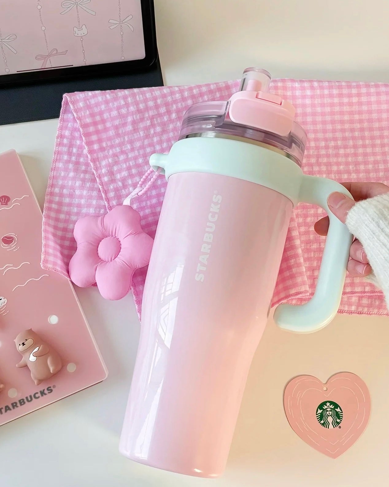 Starbucks China 42.2oz Spring Flower Pink Stainless Steel Tumbler (READY TO SHIP)