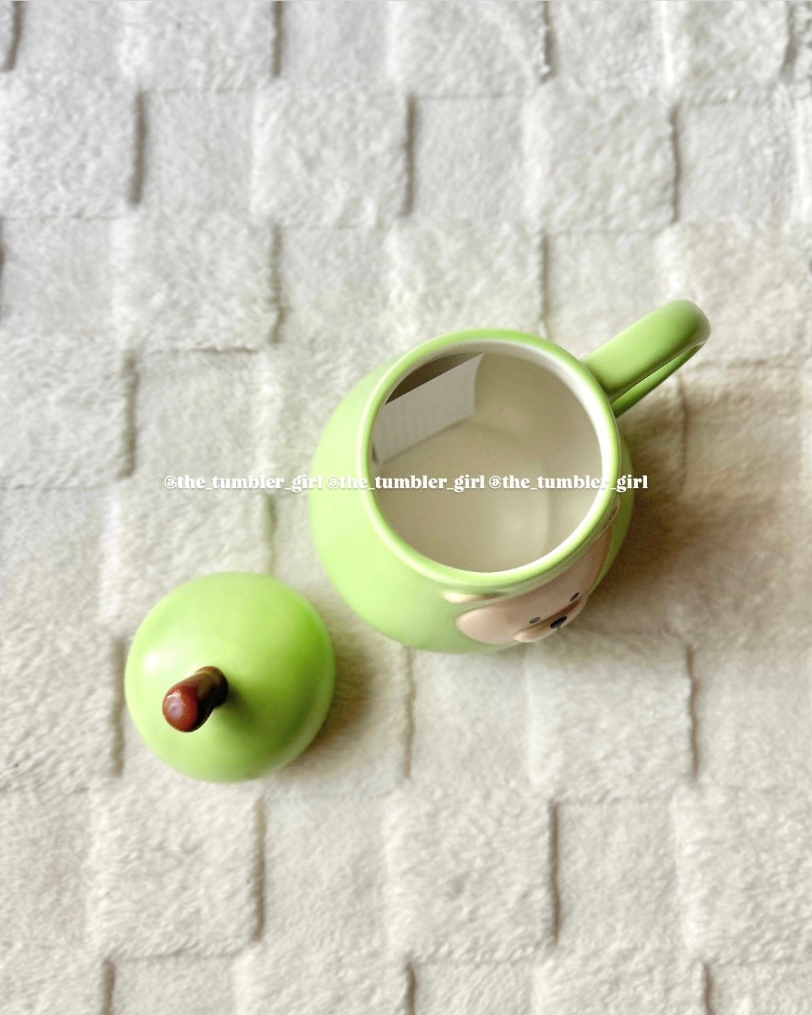 2025 China Exclusive 14.5oz Fruit Series Pear Bearista Ceramic Mug With Lid (READY TO SHIP)