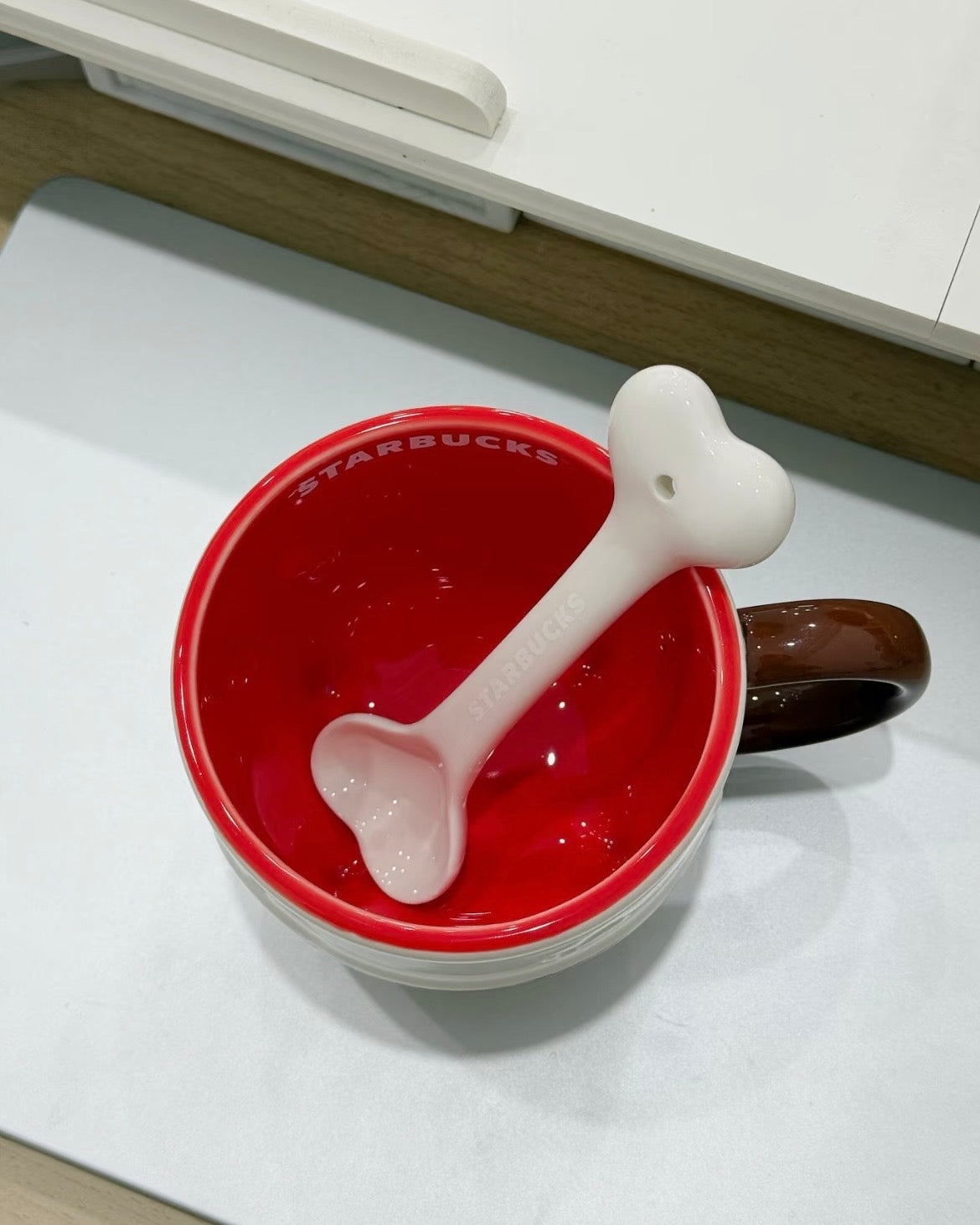 Starbucks China 2026 Paws Series 13oz Dachshund Shaped Ceramic Mug With Stirrer
