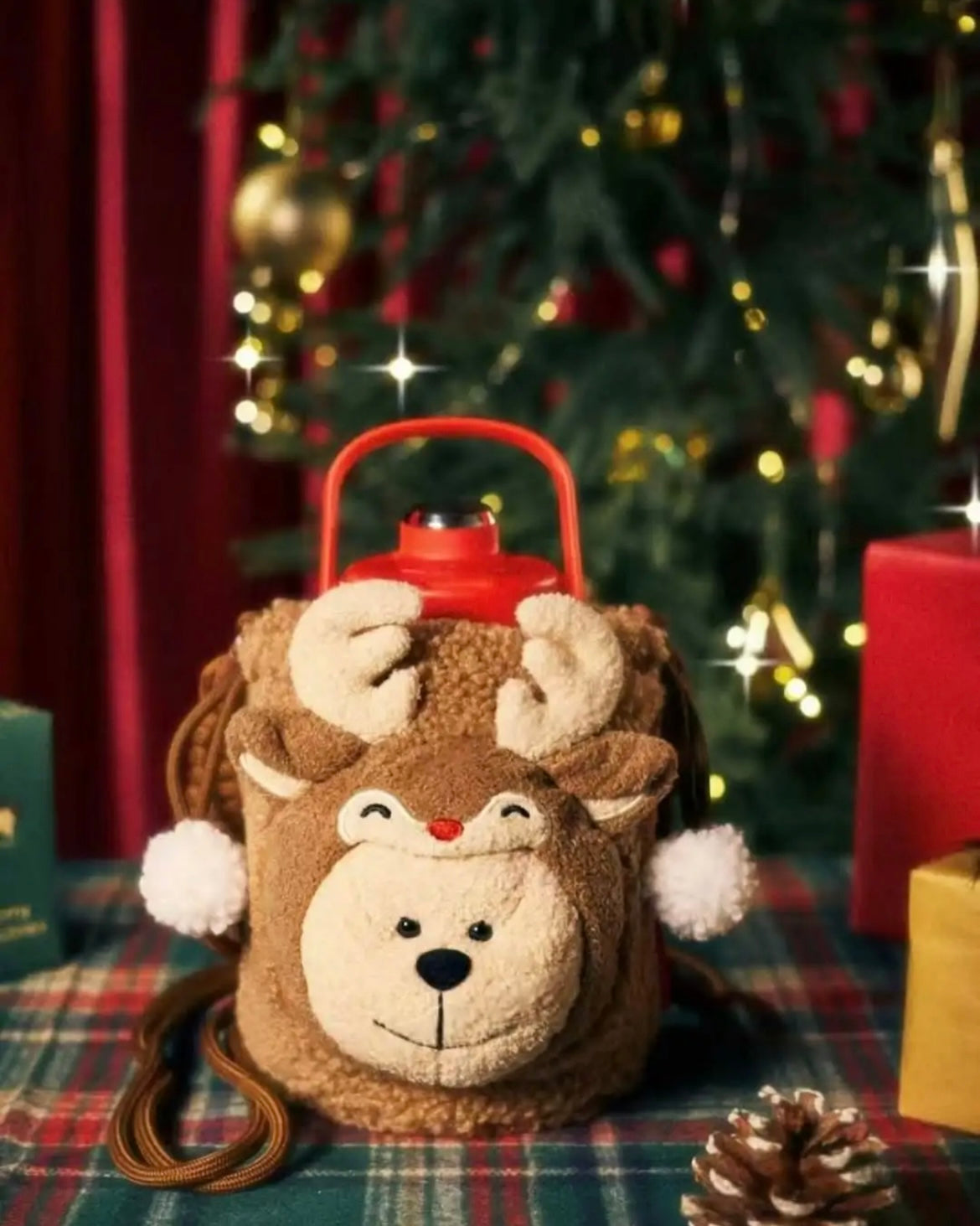 Starbucks China Christmas 29oz Stainless Steel Tumbler and bag set (PRE-ORDER)